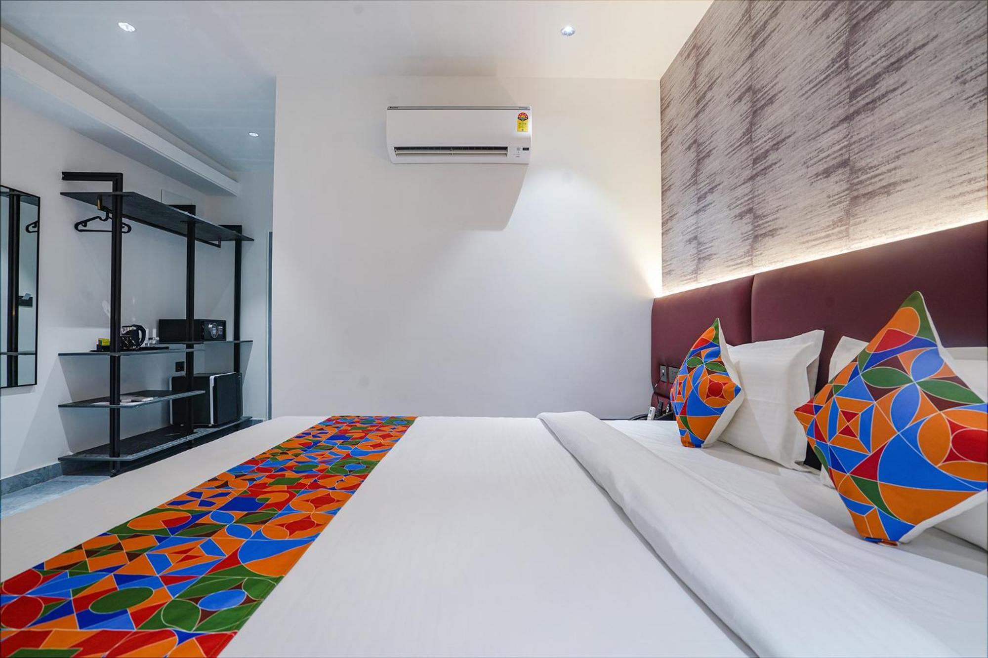 Fabhotel Prime Cloud 5 Studios حيدر أباد المظهر الخارجي الصورة