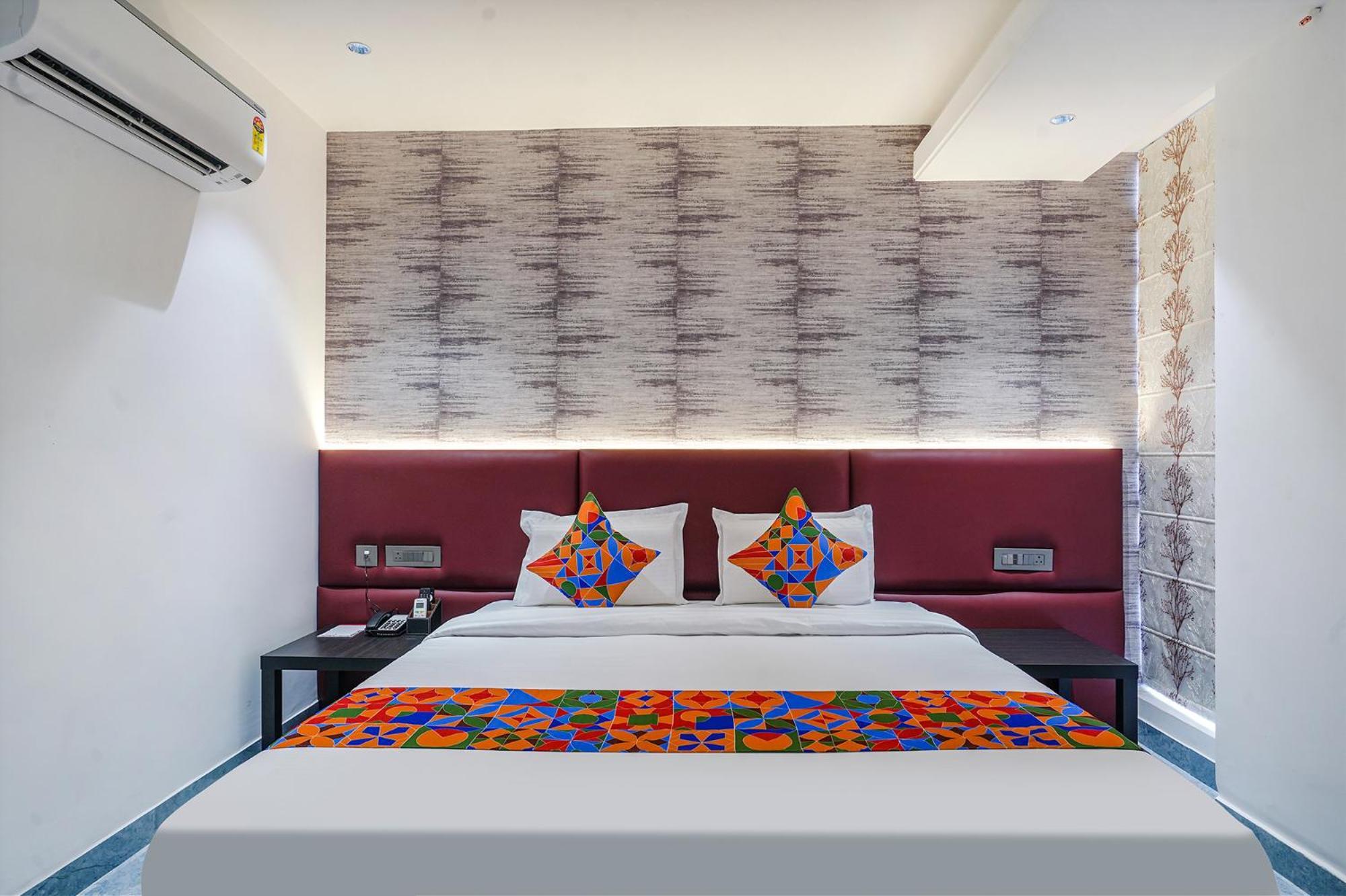 Fabhotel Prime Cloud 5 Studios حيدر أباد المظهر الخارجي الصورة